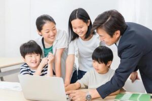AI、タイピング、動画編集