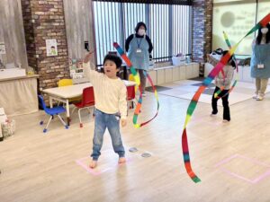 リボンダンスの活動です。